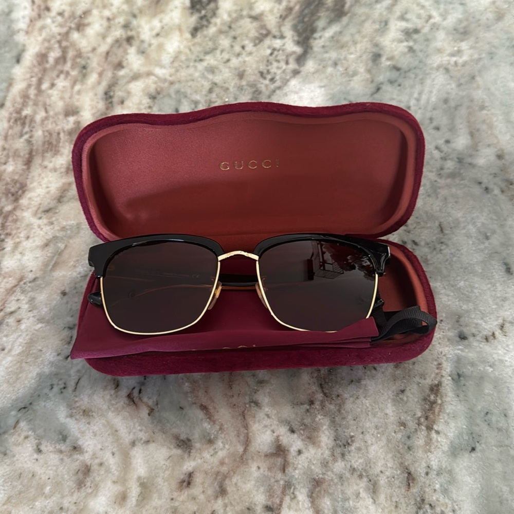 Gucci glasses